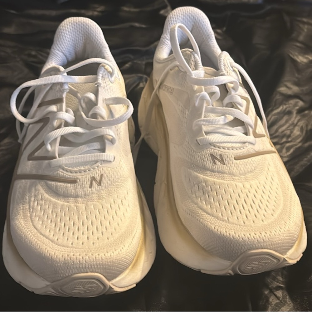 Women’s New Balance fresh foam x more v4 running shoes